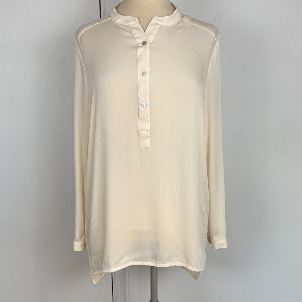 Nouvelle Cream Long Sleeve Silk blend three Button Blouse XL